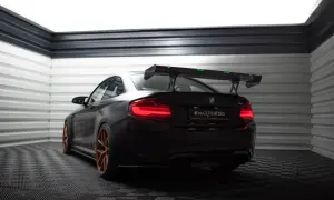 BMW M2 spoiler: Jak wybrać idealny? Ceny, montaż, karbon