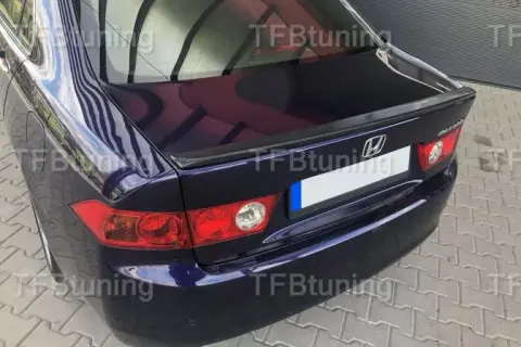 Honda Accord spoiler: Wybierz, zamontuj i uniknij błędów!