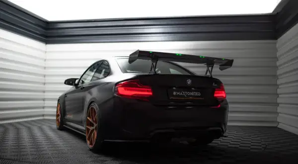 BMW M2 spoiler: Jak wybrać idealny? Ceny, montaż, karbon