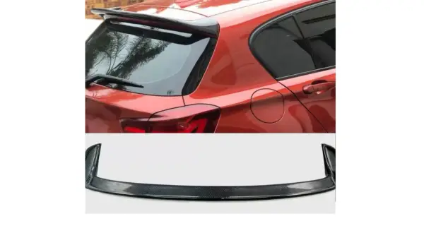 Tylny spoiler z włókna węglowego na czerwonym BMW F20/F21.